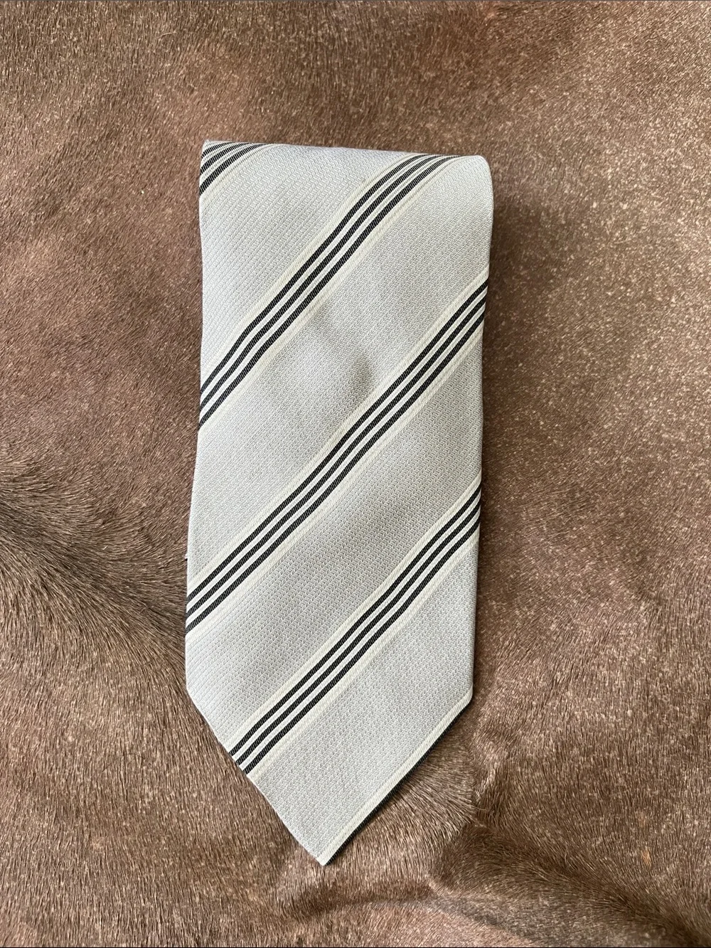 Giorgio Armani Silk Diagonal Prep Stripe Made in Italy Tie